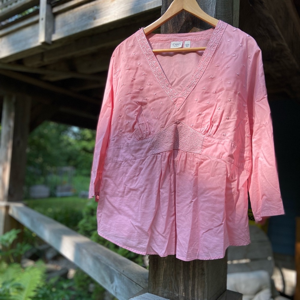 CATO WOMAN US plus size 18/20W. 100% cotton. Pink tunic top.